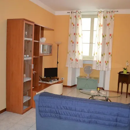 Casa Deborah דירה קנוביו